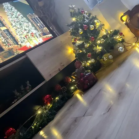 דירה My Guest Base טיראנה