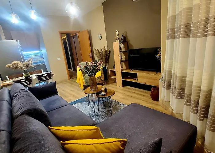 My Guest Base Appartement Tirana
